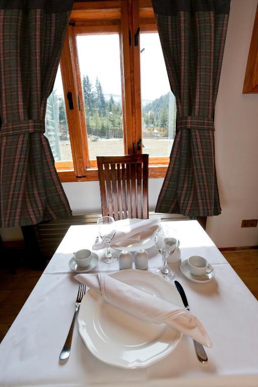 Red Lake Inn Gheorgheni  Eksteriør bilde